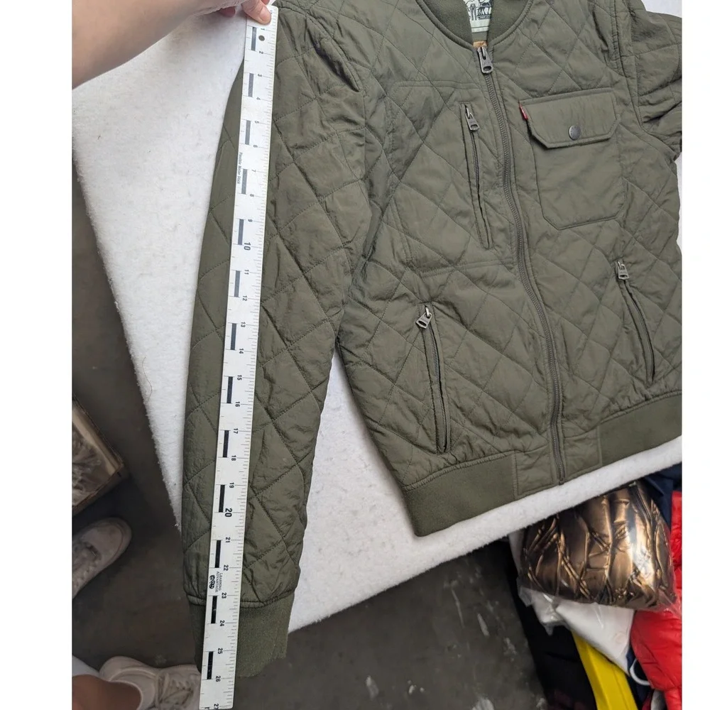 Levi's Quilted Bomber Jacket Mens Small Olive Green Diamond Stitch Full Zip